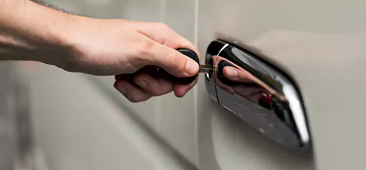 Why Choose Our Auto Locksmith Team in Florida Ridge, FL?